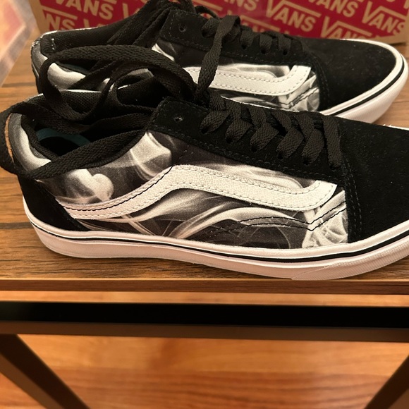 Vans After Dark Comfycush Old Skool Shoe - women’s size 6.5 (boys 5.0) - Picture 2 of 5